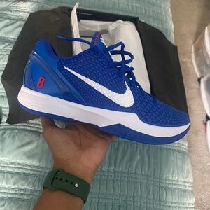 Kobe Vi Protros
